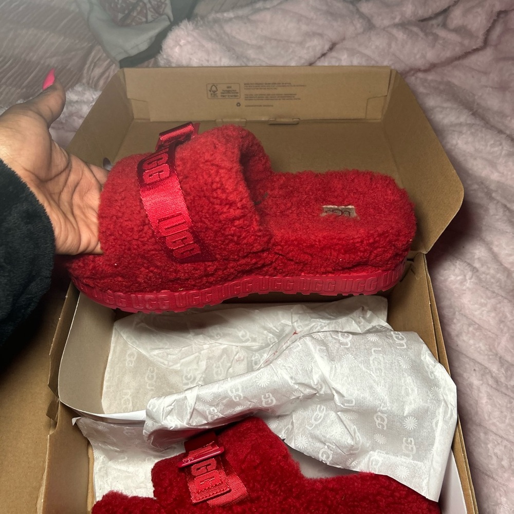 UGG Women's Red Fluffy Platform Sandals